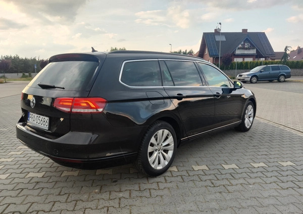 Volkswagen Passat cena 64900 przebieg: 77000, rok produkcji 2018 z Rawicz małe 631